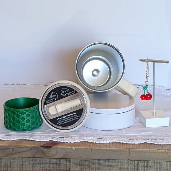 🍒 LIMITED EDITION "Cherry" HydroJug 40oz Traveler with Accessories NWT - Picture 7 of 9